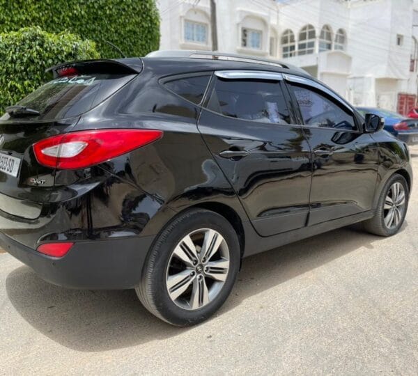 03308551-bc98-4df0-9c62-37798b9d4db3